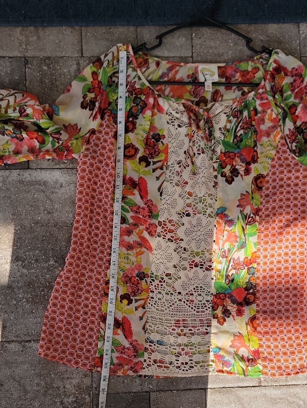 fig and flower Floral Crochet Lace Peasant Top Sz M - Picture 7 of 10